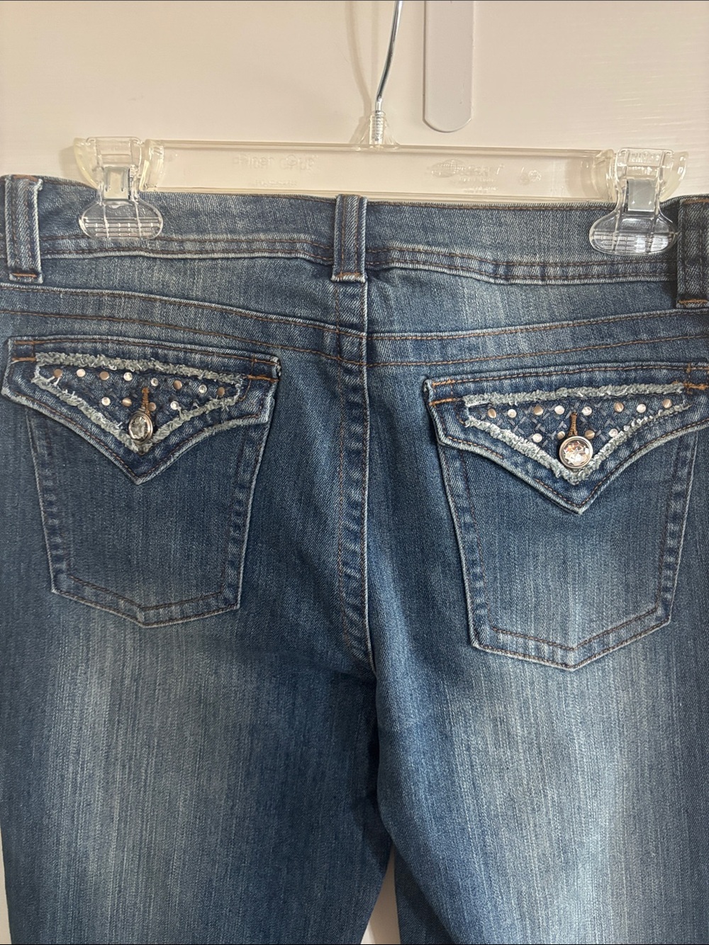 Apt. 9 Women’s Blue Boot Leg Cut Jeans with Studded Pocket - Picture 4 of 6